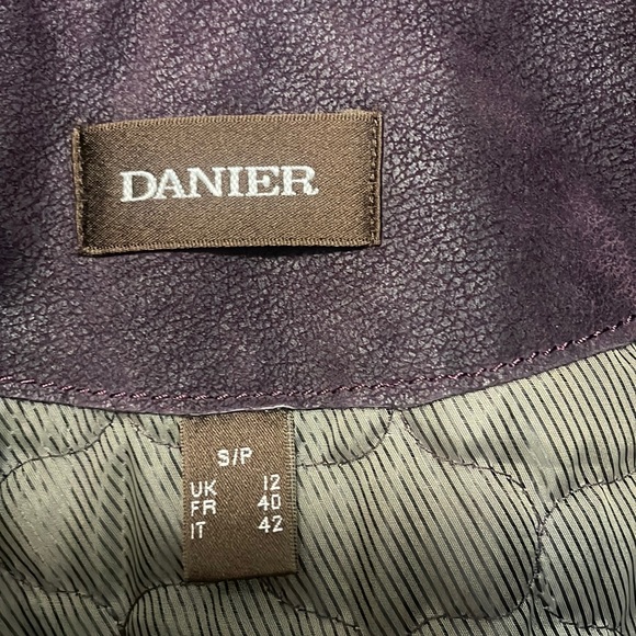 Danier leather jacket - Picture 2 of 6